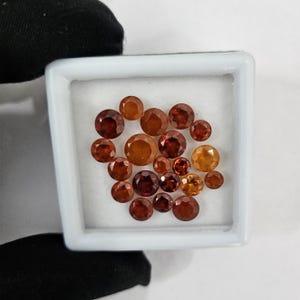 20 st 4--8 MM runda hessonitgranat lösa ädelstenar, 15,85 karat, smyckestillverkning