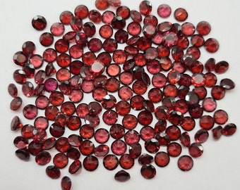 24 pièces 6 MM pierre ronde de grenat du Mozambique, pierre à facettes de grenat rouge naturel, pierre en vrac de grenat du Mozambique de coupe ronde de 25 carats.