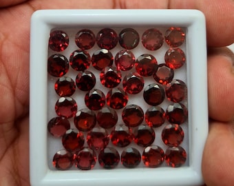 500 Pcs Round Shape Garnet Cut Stone, Mozambique Garnet Gemstone Cut Stone,3-6 MM Natural Red Garnet Faceted Loose Stone For Jewelry Making.