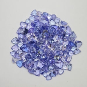 25 Pcs 3-5 MM Trillion Tanzanite Cut Stone, Natural Tanzanite Gemstone, Faceted Tanzanite Stone, Tanzanite Loose Stone For Jewelry Making.