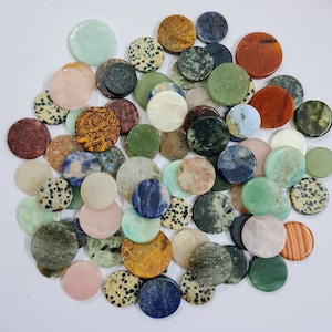 Lote de cabochões redondos planos de pedras preciosas variadas, pedras naturais soltas (18-30 mm)