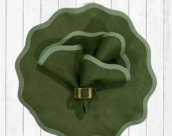 Round linen placemat Scallop table gift