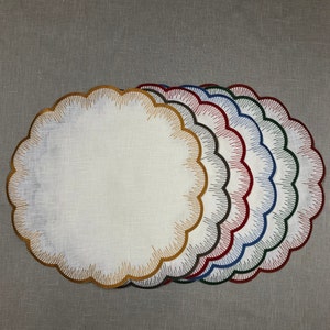 Herbs scallop embroidered linen placemat round