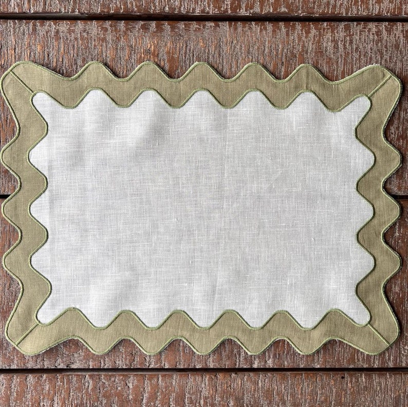 Scallop applique linen placemats Table art gifts image 4