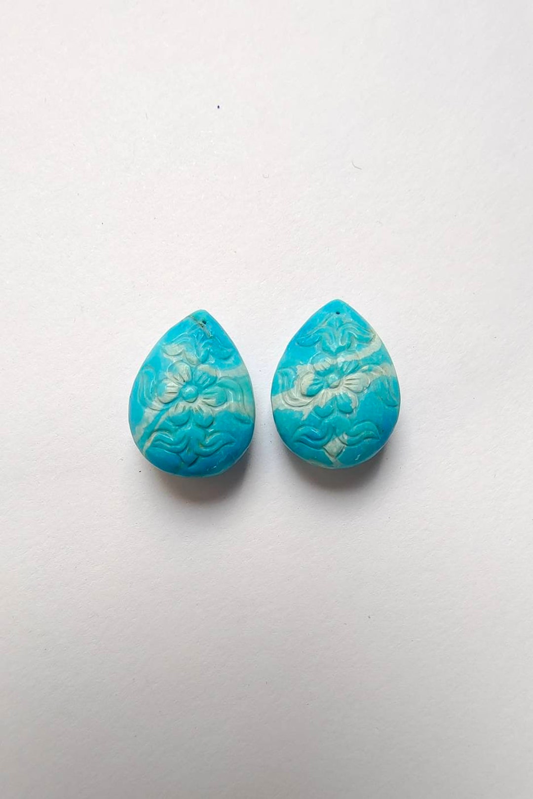 AZUL TURQUESA (creado en laboratorio) Tallado de cuentas de piedras  preciosas forma de pera de piedra preciosa sintética tallada a mano 20  15