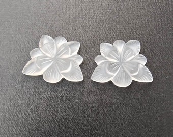 NATURAL Rock Crystal Gemstone  Carved Beads|  Gemstone Hand Carved  Leaf Shape 22*26*3.5Mm   Pair For Jewelry