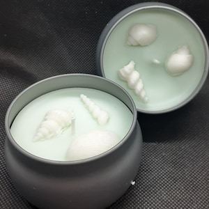 Customize Your Soy Wax Candle for a Unique Touch!