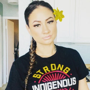 Strong Indigenous Womxn, Indigenous Pride, Native Pride Unisex Size Tshirt