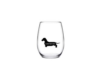 CUSTOM Dachshund GLASS - Personalised Dachshund,Sausage, Wiener Dog, Dog Mom, Valentines Day, Mothers Day, New Home, Couple, Drinking, gift