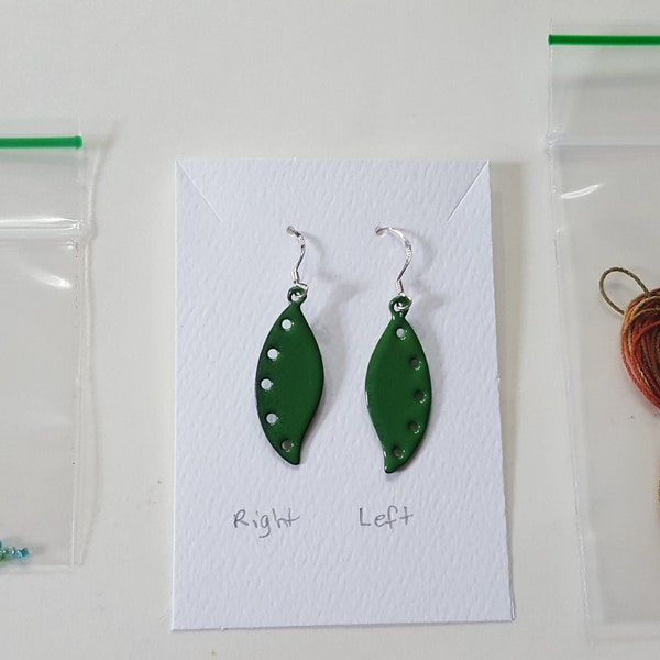 Seasonal Tatted Earrings - KIT