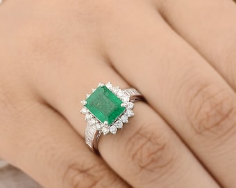 2.72 Carat Emerald Cut Natürlicher Smaragd Ring mit Diamant Halo Verlobung 0.75 Karat, 14k Weißgold Statement Ring, Hochzeitsschmuck Geschenk
