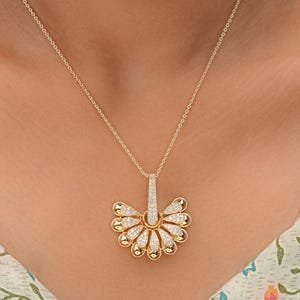 1.07Ct Natural Diamond Unique Pendant Necklace, 18k Gold Pave Set Diamond Necklace, Yellow Gold Layering Necklace, 5th Anniversary Gift