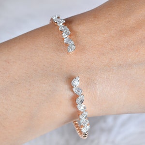 Diamanten manchetarmband 1,17 kt| 18k roségouden kralenarmband| Sierlijke diamanten sieraden| Trouwarmband| Stokbrood en ronde diamant Cadeau voor haar