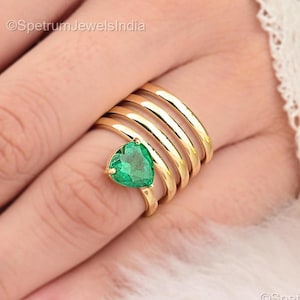 Heart Cut Emerald Ring, 18k/14k Gold Spiral Ring, Yellow/White/Rose Gold Ring, Handmade Solid Gold Ring, Green Gemstone Ring, Gift for Her