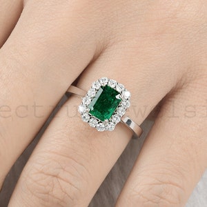 Emerald and Diamond Ring 1.61 Ctw| 18k White Gold Halo Wedding Ring| Diamond Cluster Ring| Emerald Bridal Jewelry| Emerald May Birthday Gift