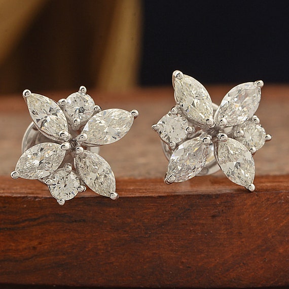 ホワイトゴールド ダイヤ フラワー ピアス ピアス K10WG ホワイト