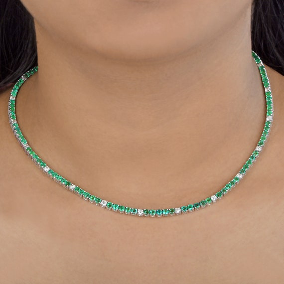 ネックレス・チョーカー Shell Necklace (Green) 10 Strands Green Wax Cord With Green Cluster Kabibi Shells