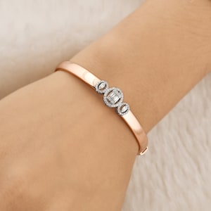 0.45Ct Diamond Bangle Bracelet| 18k White/Rose Gold Wedding Bracelet| Minimalist Diamond Jewelry| Round Cut Diamond Anniversary Gift for Her