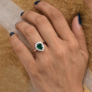 Emerald Diamond Ring 0.89 Ct| 18k White Gold Diamond Halo Ring| Pear Emerald Engagement Ring| Emerald Fine Jewelry| Emerald Anniversary Gift