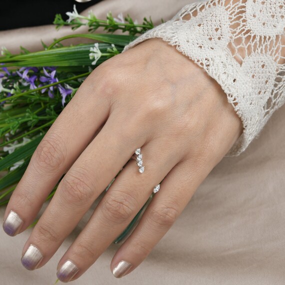 White gold adjustable ring deals