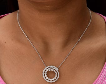 Delicado colgante de diamantes, collar de oro blanco de 18 quilates, colgante minimalista con cadena, colgante de racimo, colgante para mujer, regalo de aniversario