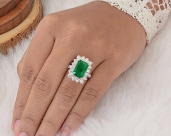 18k White Gold Zambian Emerald Ring For Women, Natural Diamond Cocktail Halo Ring For Birthday Gift, Women Ring Jewelry For Wife