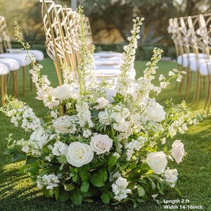 Rosa bianca Giacinto Fiori per navata nuziale Fiori da tavolo a forma di cuore Fiori di campo per matrimonio Arco a terra Angolo festoni Fiori verdi Sfondo