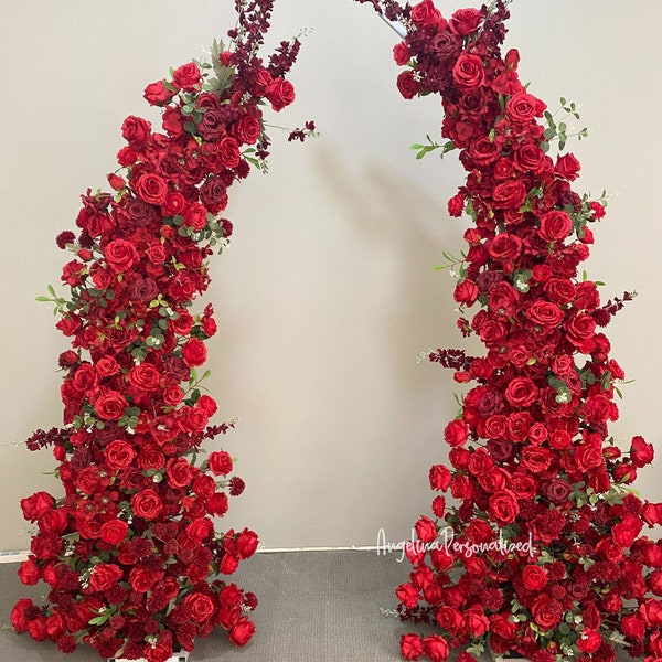 Colonne de fleurs roses rouges passionnées Rangée de fleurs artificielles, chemin de fleurs de table en arc de cercle rose rouge à lèvres, guirlande de fleurs, réception de mariage