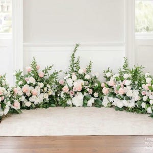 Wedding Aisle Flower Arrangement: Church Ceremony Decor