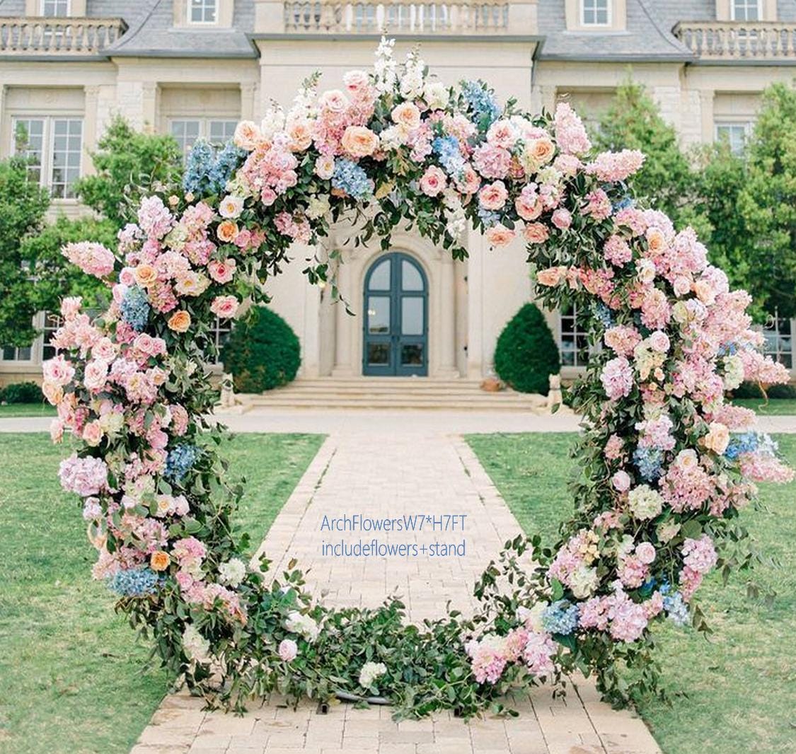 American tennis player Serena Williams and her husband Alexis Ohanian  arrive for the wedding of Prince Harry and Meghan Markle at St George's  chapel in Windsor, London May 19, 2018. Photo by, image size:1125x1066