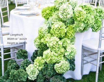 Sage Green Hydrangea Flower Arrangement: Wedding Table Decor