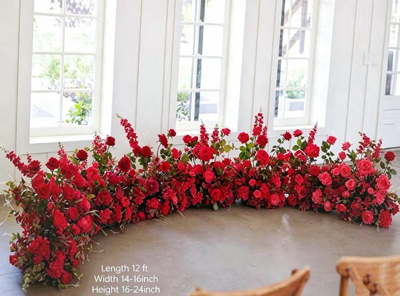 Red flwoers Elegant Wedding Floral Ground Arch: Sweet Table Flower Arrangement