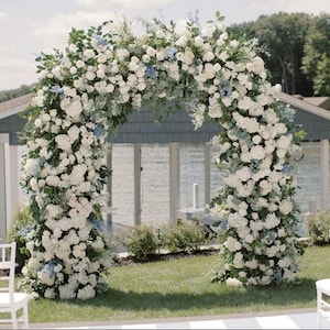 Voller Bogen Blumen Hochzeit Eingang Kulisse Blumen mit weißen Floras Grün U-Form Torbogen Hochzeitsdeko Gazebo Pring Blumen