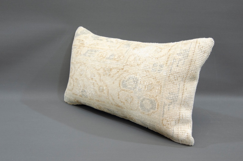 size :12/' x 20/' nches 30 x 50 cm Nomadic Pillow Tribal Pillow Turkish Vintage Natural Carpet Pillow Cover