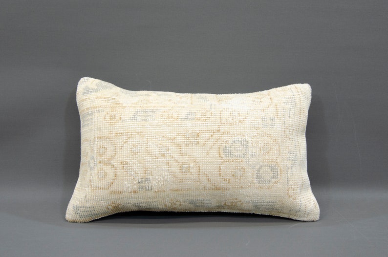 size :12/' x 20/' nches 30 x 50 cm Nomadic Pillow Tribal Pillow Turkish Vintage Natural Carpet Pillow Cover