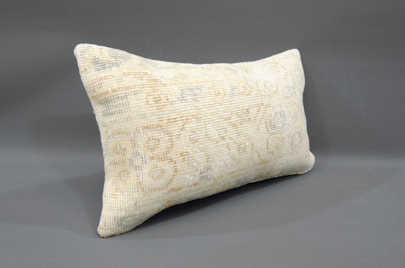 size :12/' x 20/' nches 30 x 50 cm Nomadic Pillow Tribal Pillow Turkish Vintage Natural Carpet Pillow Cover