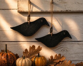 Wood  Crows / set of 2