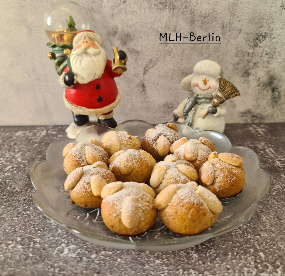 Bethmännchen mit Puderzucker, 500g 3,00 Euro/100g, Plätzchen ...