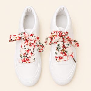 Basic Shoelaces, Decorative Cherry Blossom Floral Laces, Handmade Viscose, Metal Aglets