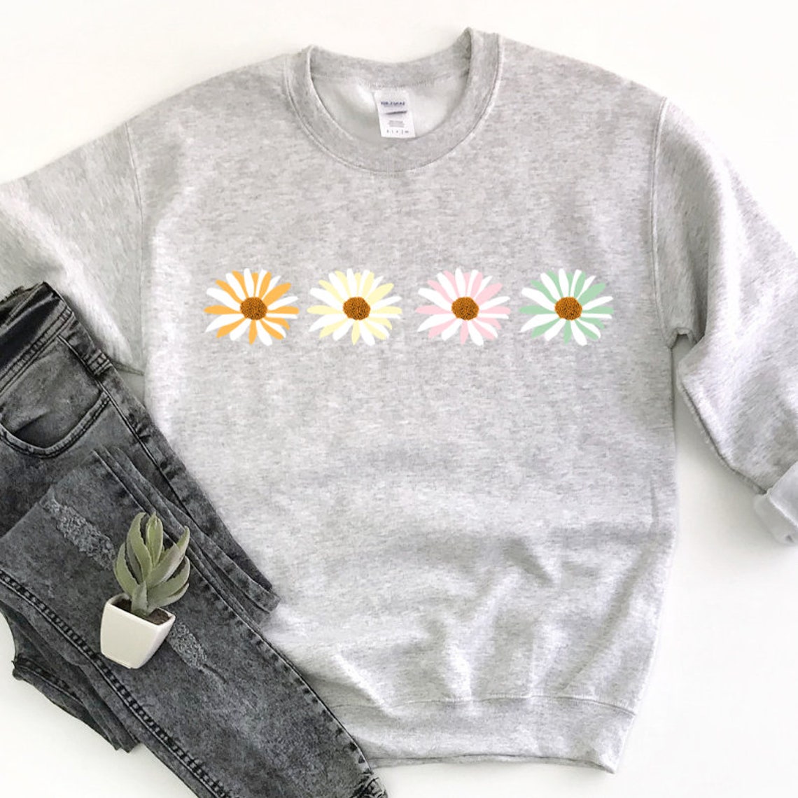 Daisy Sweatshirt Daisy Crewneck Flower Sweatshirt Flower Etsy