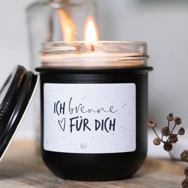 Handgemachte Kerze aus Rapsöl – Ein warmes Geschenk der Wertschätzung, Perfekte Geschenkidee für die beste Freundin, Vegan und Nachhaltig