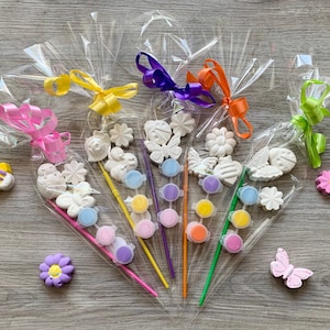 Insect butterflies party craft Kit / summer party bag / garden party bag / Children’s party bags / birthday party favours / wedding favours