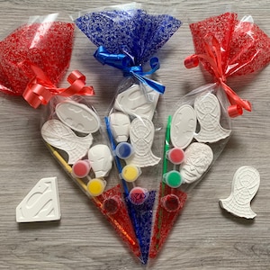Superhero party cone/ party favours/ superhero party bags / Childrens Party bags craft/ superhero birthday/