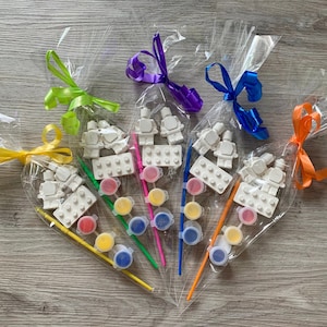 Brickmen blocks party bag / Brickman party favour / kids party bag / Children’s Party bag craft/ paint your own / birthday/ wedding favour