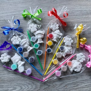 Dogs Paw party cone / dogs paw party favours/ paw party bag filler / Childrens Party bag craft/ party bag filler/ paw birthday