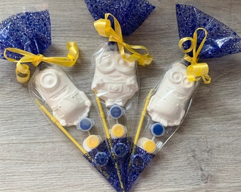 Minion party Favour / cute yellow monster children’s party bag / despicable me birthday / paint your own minion