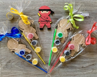 Ninja party favour / ninja inspired craft / ninja birthday party / paint your own ninja / wooden ninja party bags filler