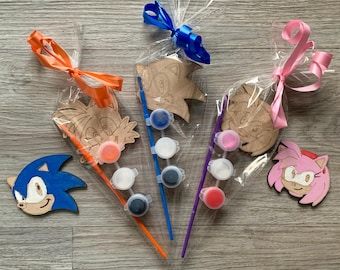 Amy tails or son party Favour / children’s party bag / blue hedgehog party bag / Childrens Party cone bag / paint your own