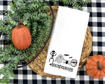 Halloween Flour Sack Towel- Fall Kitchen Towel- Tea Towel- Dish Towel- Fall Kitchen Decor- Fall Decor- Home Decor- Pumpkins- Squadghouls