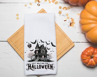 Halloween Kitchen Towel- Fall Kitchen Towel- Tea Towel- Dish Towel- Fall Kitchen Decor- Fall Decor- Pumpkin- Halloween- Waffle Towel-